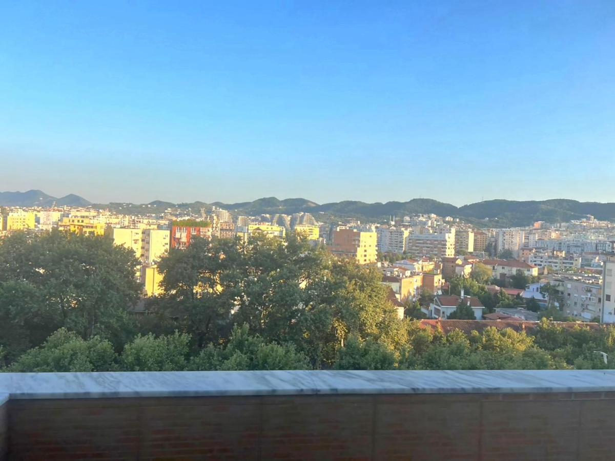 Panoramic Apartment Tirana Kültér fotó